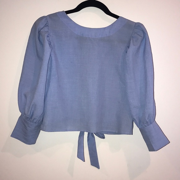 LF favlux Top with Back Bow tie detail puff sleeve - Picture 3 of 9